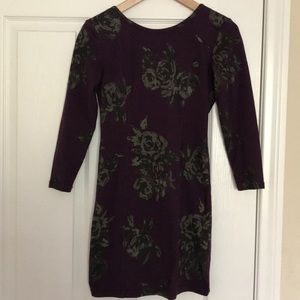 Aritzia Wilfred floral bodycon mini dress